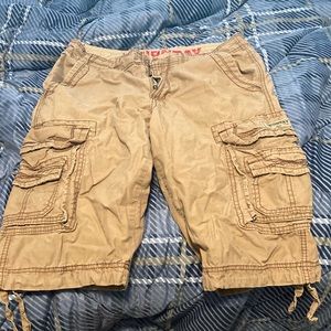 Union Bay Kaki Cargo Shorts. Size 30